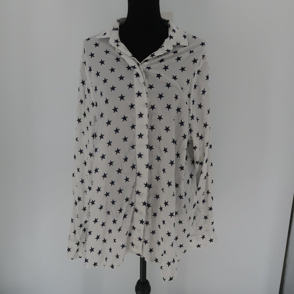 mat. Women's Oversized Button Down White with Blue Stars Size S/M NWT
